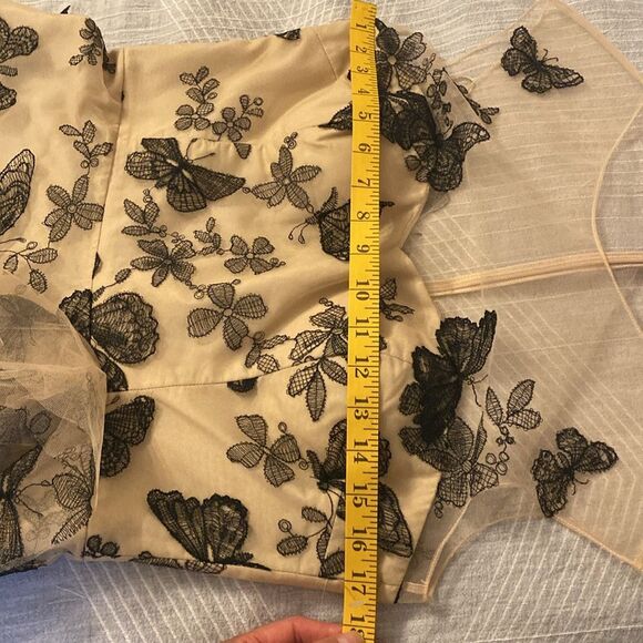 Teri Jon Sleeveless 3D Embroidered Butterfly Illusion Gown Dress NWT size 8 - Picture 7 of 10